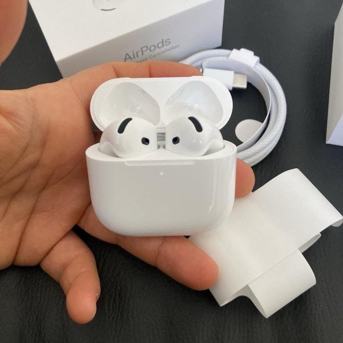 AirPods 4 Com Cancelamento Ativo De Ruído - Distribuidor Autorizado Branco