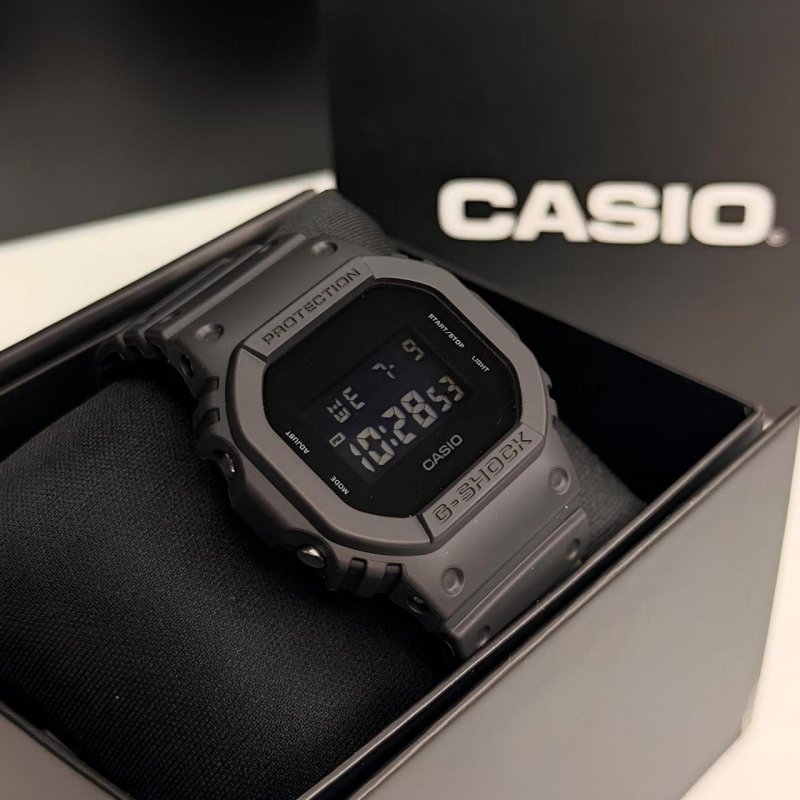 Relógio Casio Masculino G-shock Digital Preto Dw-5600bb-1dr