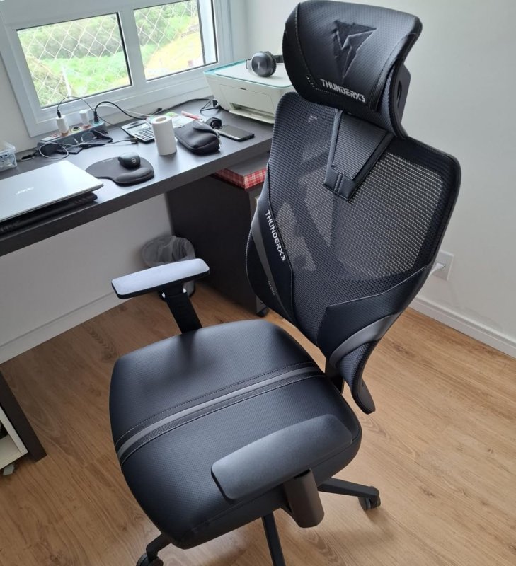 ThunderX3, Cadeira Ergonomic, YAMA1BK, Preto