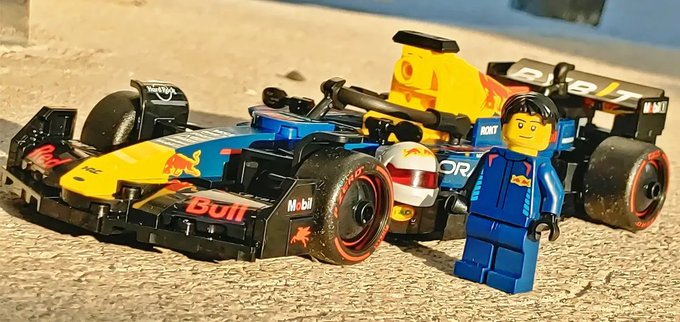 LEGO Speed Champions Carro de Corrida + Frete Grátis