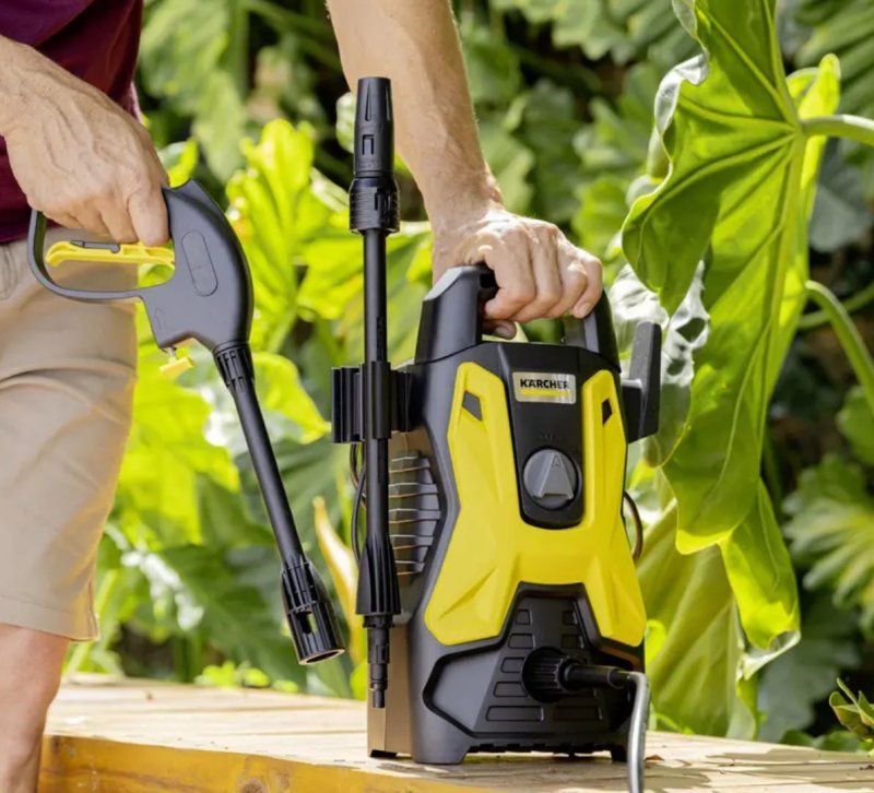 Lavadora De Alta Pressão Kärcher Prática Black 1500 Psi/libras 1400w 300l/h Com Aplicador De Detergente E Lança Regulável 220v Amarelo/preto