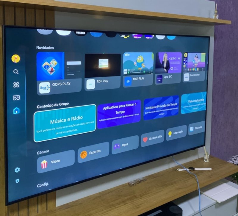 Smart TV Samsung 65 LED 4K LH65BEFH4GGXZD Tizen Crystal WiFi Bluetooth HDR10 3 HDMI
