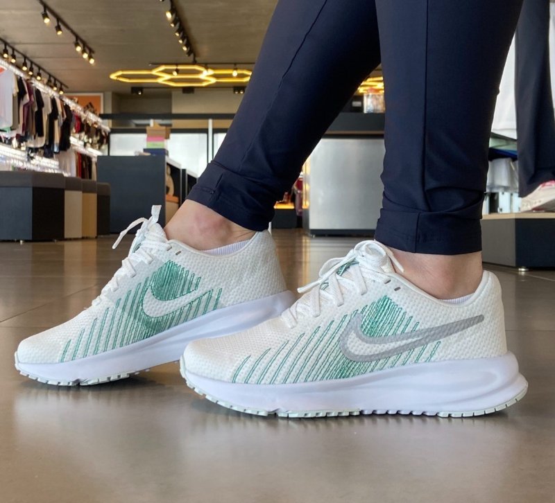 Tênis Nike Run Defy Feminino Branco/cinza 39