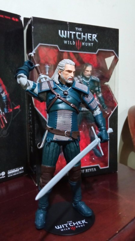 ACTION FIGURE DO GERALDAO DE RIVIA - McFarlane The Witcher Figurine Geralt of Rivia (Viper Armor: Teal Dye) 18 cm
