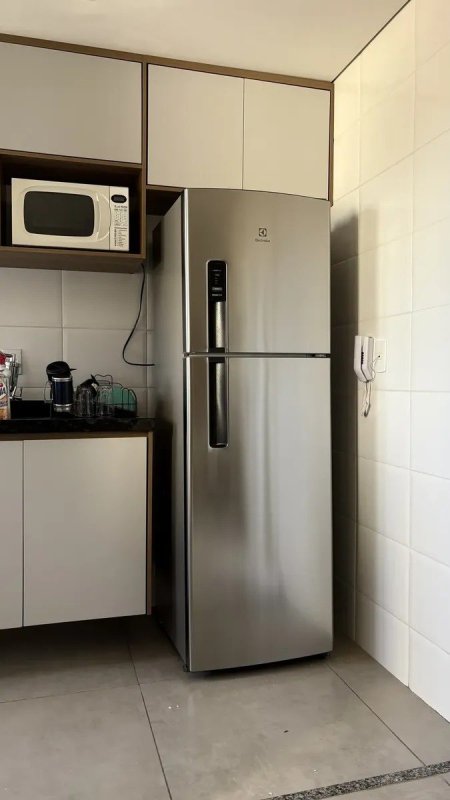 Geladeira Electrolux Frost Free 400l Inverter Inox (if44s) Cinza