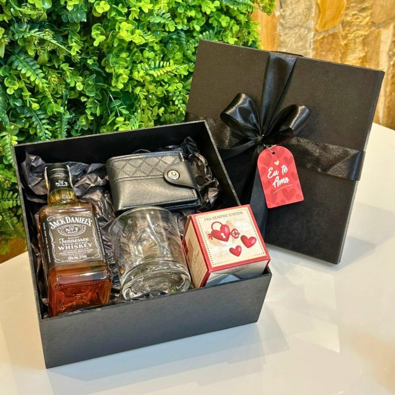 Kit Presente Masculino com Whisky No.7