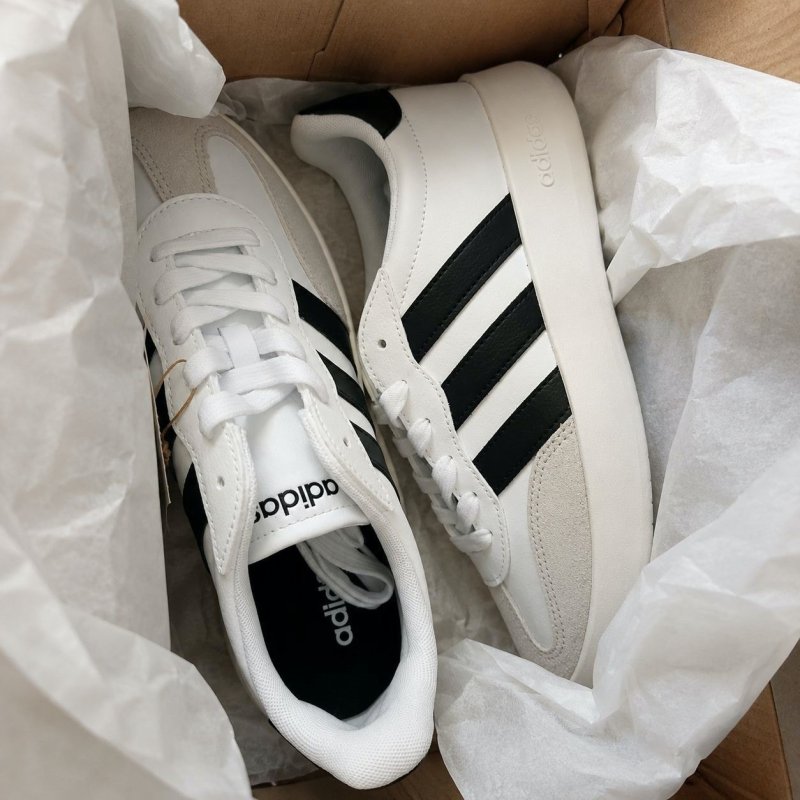 Tênis adidas Barreda Branco Cinza e Preto (39 a 43)
