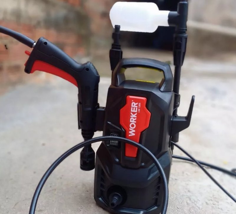 Lavadora De Alta Pressão Potente 1200w 1305lbs Kit Shampoo Lw1305 Worker Preto 127v