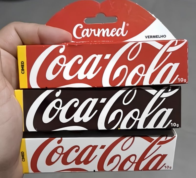 Kit 3 und Hidratante Labial Carmed Coca-Cola 10GB