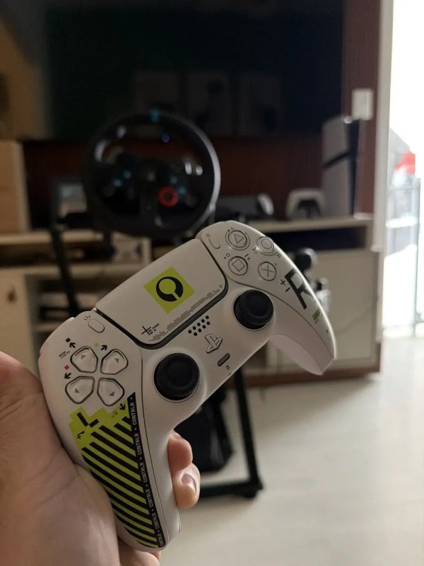 Controle sem fio DualSense - Marathon Limited Edition + Frete Grátis