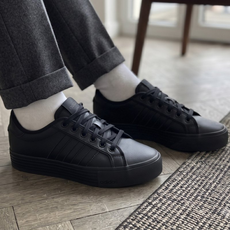 Tênis Daily 4.0 adidas