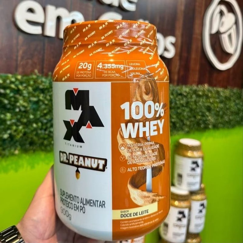 Whey Dr Peanut 100% Concentrado 900g - Max Titanium Sabor Doce de leite + Frete Grátis