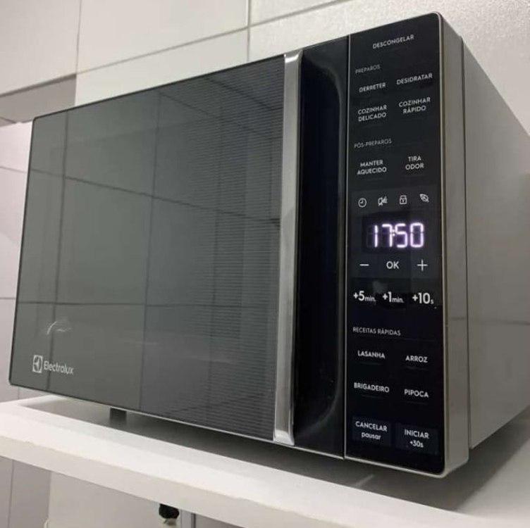 Micro-ondas 23L Electrolux Efficient Cinza 110v (ME23S)