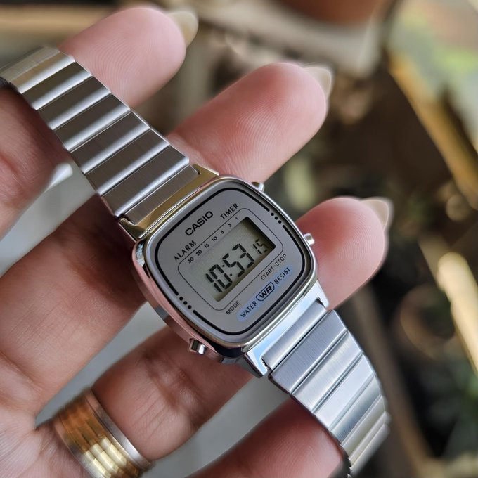 Relógio Feminino Casio Vintage Mini Ícone Retrô Prata + Frete Grátis