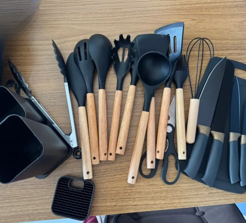 Conjunto 19 Peças Utensílios Cozinha Silicone Preto Helplo Preto