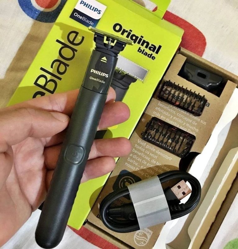 Barbeador e Aparador Elétrico Philips OneBlade com Pente 5 em 1