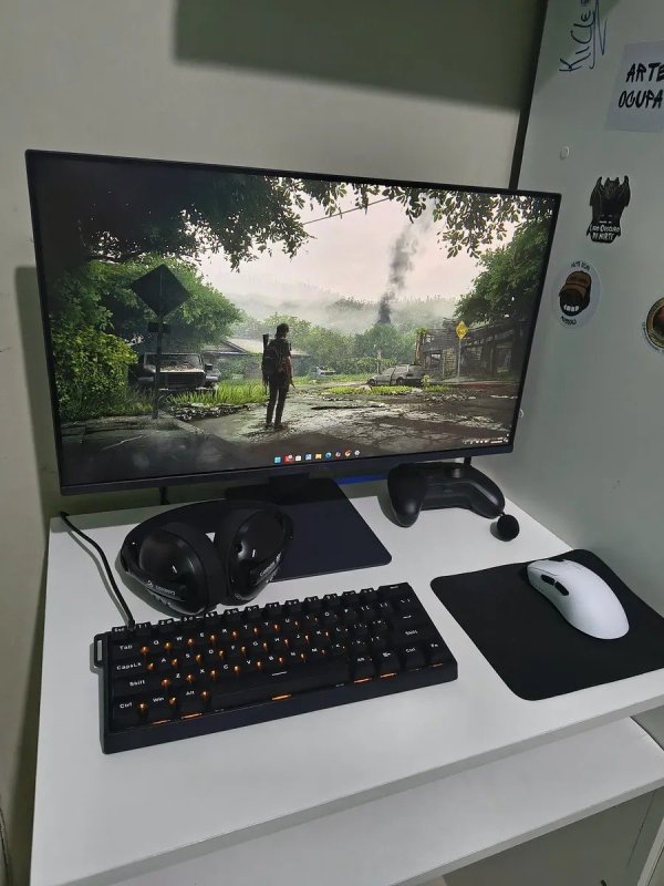 Monitor LG UltraGear 24G411A-B 24", FHD, 144Hz, 1ms (MBR), NVIDIA G-SYNC, AMD FreeSync, HDR10 + Frete Grátis