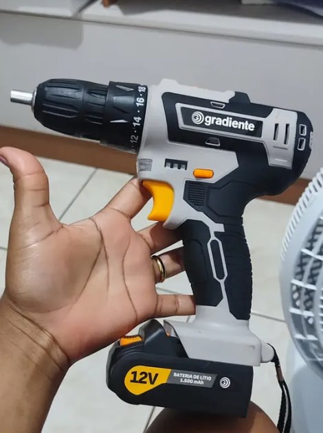 Parafusadeira E Furadeira de Impacto Gradiente c/ maleta 12V