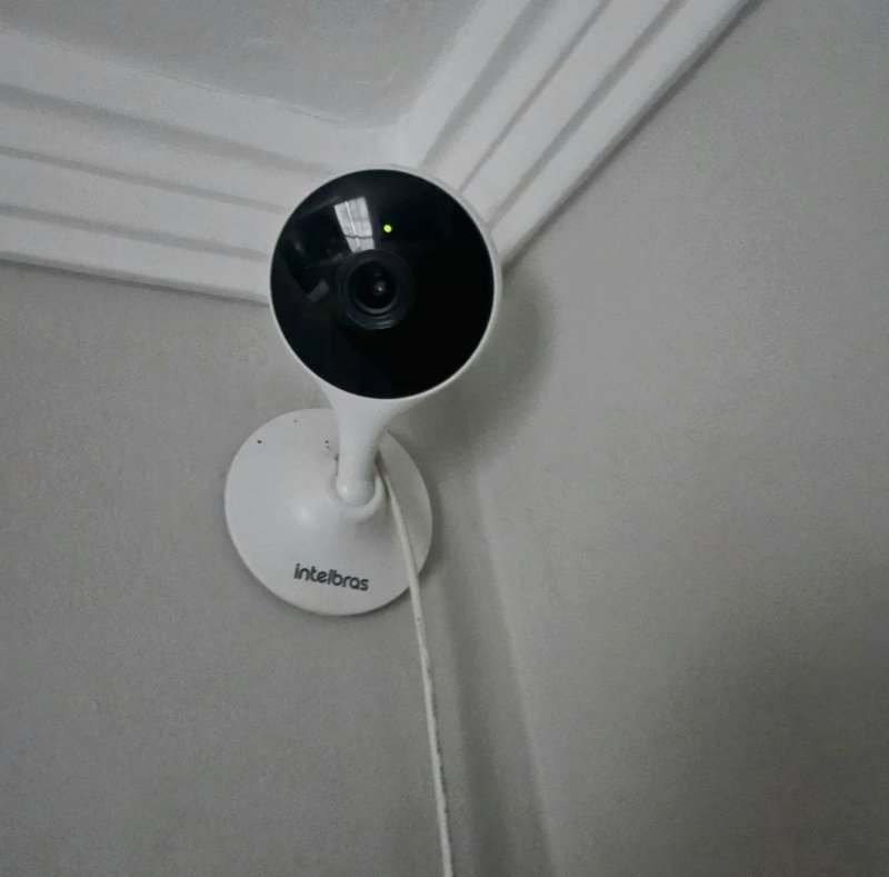 Câmera Inteligente Interna Wi-fi Full HD iM3 C Intelbras
