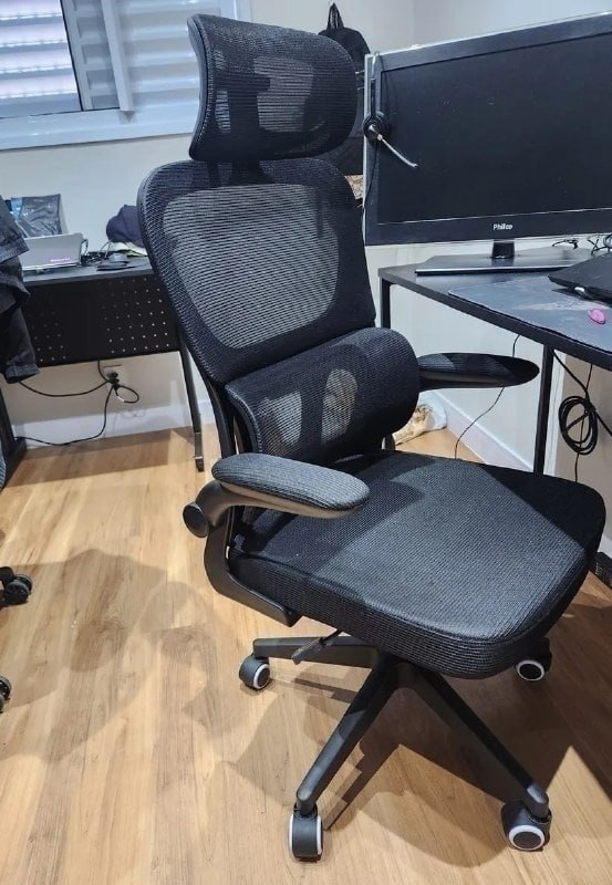 Cadeira Ergonômica Genebra B500 Luvinco Cor Preto Com Suporte Lombar Estofado Mesh