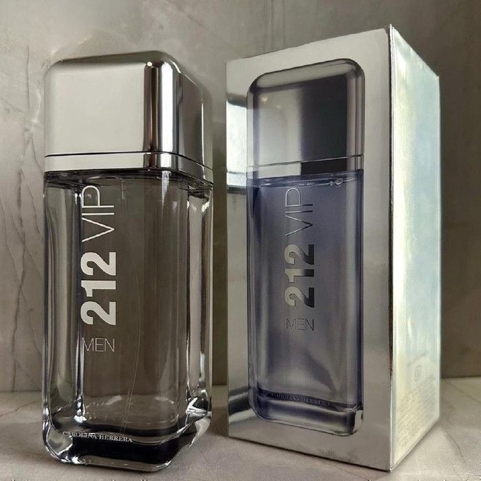 Perfume Carolina Herrera 212 Vip Men EDT 200ml com Frete Grátis