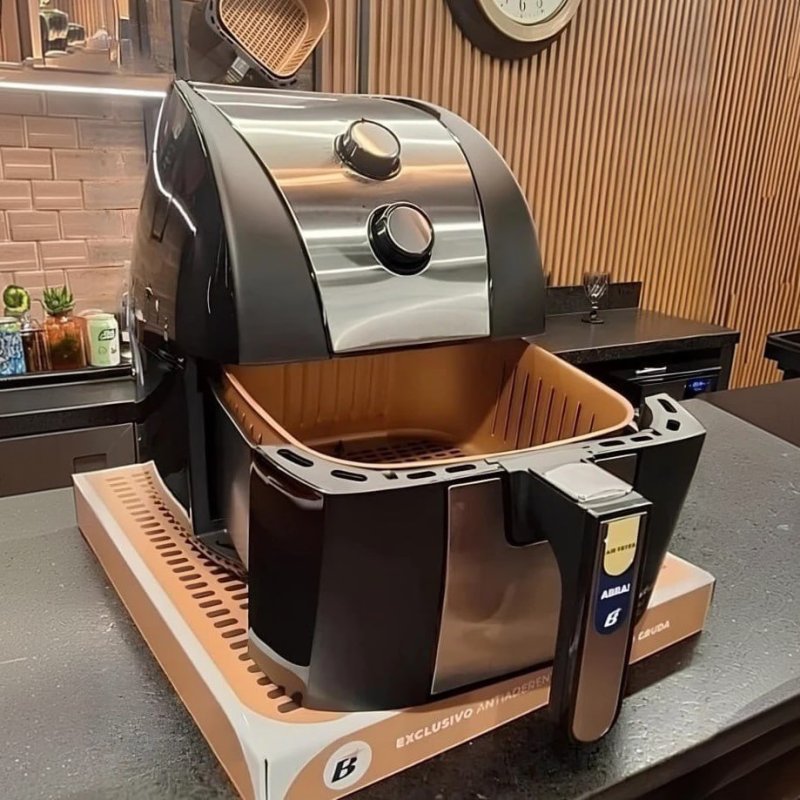Air Fryer Britânia 5,5l Antiaderente Redstone 1500w BFR50