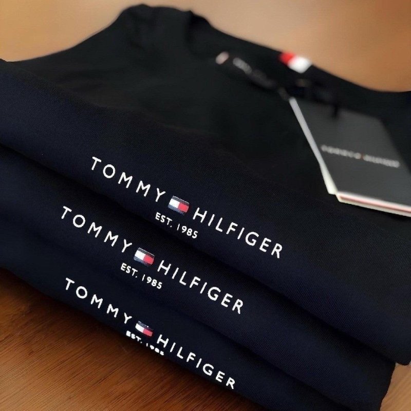 Camiseta Tommy Hilfiger Masculina Logo Tee Marinho
