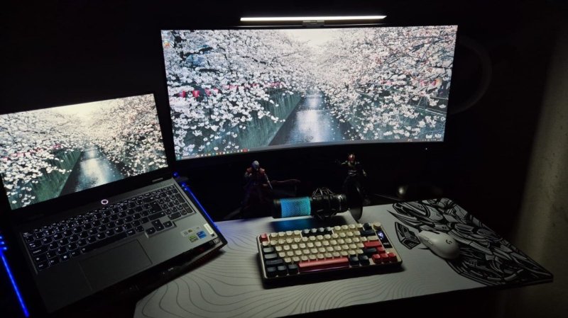 Mousepad Gamer Redragon Flick XL Special Edition Cypher Branco e Preto 400x900mm P032A + Frete Grátis