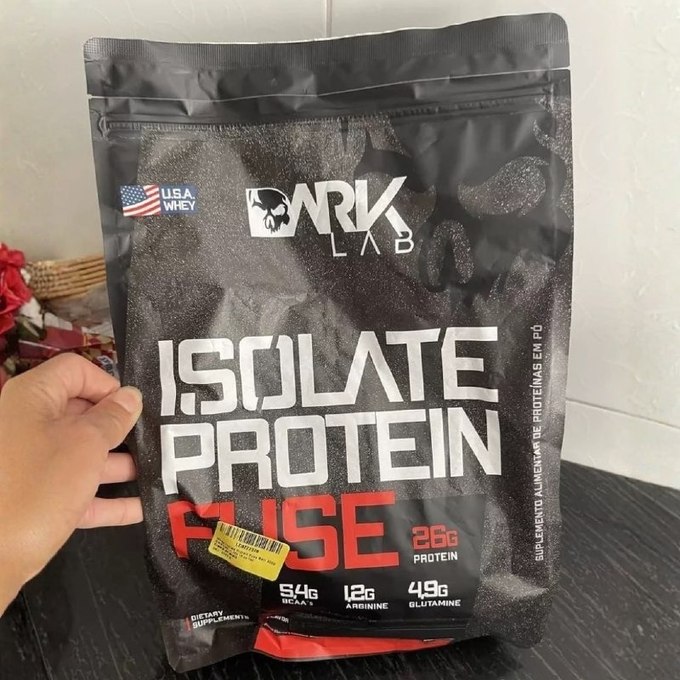 Whey Isolate Protein Fuse Dark Lab 900g com Frete Grátis