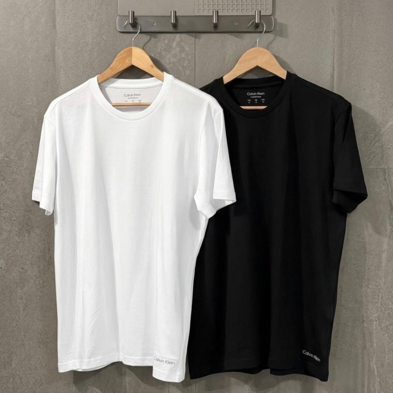 Kit Com 2 Camisetas Masculina Crew-neck Calvin Klein