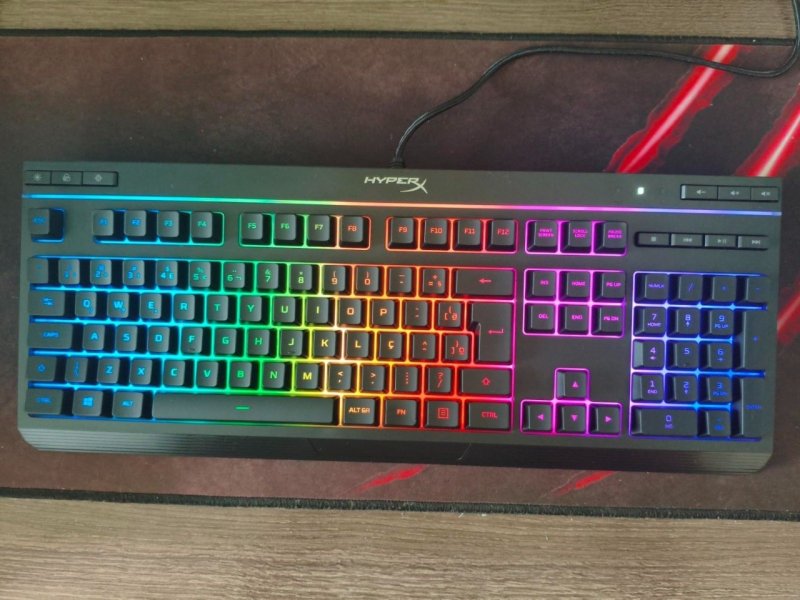 Teclado Gamer HyperX Alloy Core RGB, ABNT2, PRETO