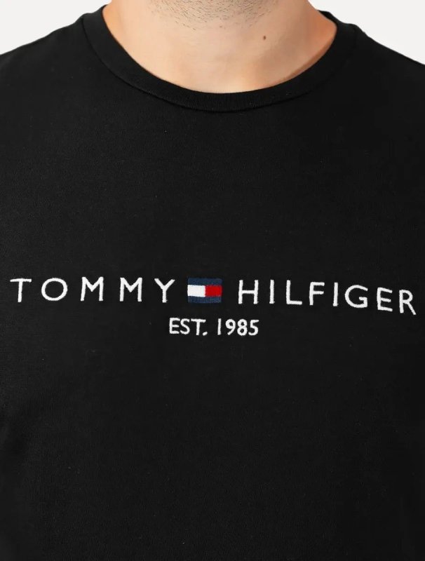 Camiseta Tommy Hilfiger Masculina Logo Tee Preta - Original