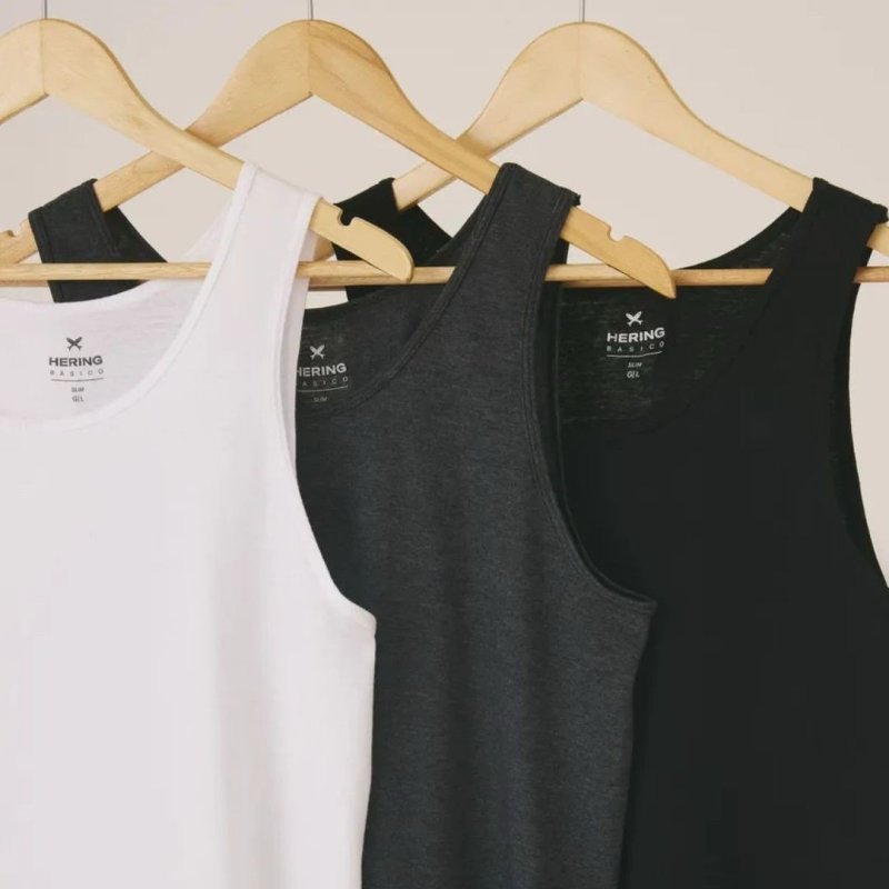 Kit Com 3 Regatas Masculinas Básicas Slim Hering