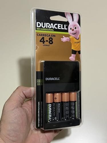 Kit Duracell Carregador de Pilhas Recarregáveis AA e AAA + 4 Pilhas AA + Frete Grátis