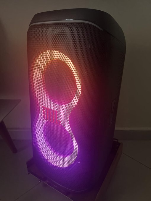 JBL Caixa de Som PartyBox Club 120 Bluetooth Show de Luzes À Prova de Respingos Som JBL Pro Sound 160W RMS Preta