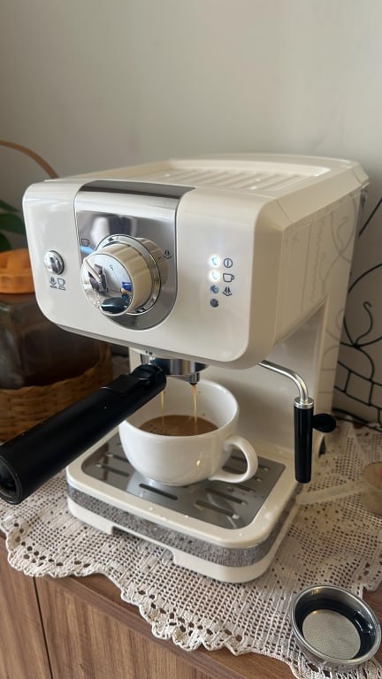 Cafeteira Elétrica Arno OPIO Soleil Steam & Pump Marfim SCSP 1,2L 110v