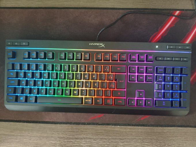 HyperX Teclado Gamer HyperX Alloy Core RGB ABNT2 Preto + Free Grátis