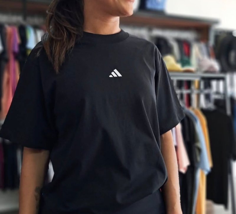 Camiseta Essentials De Algodão Com Logotipo Pequeno adidas Preto P