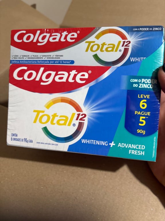 Colgate Creme Dental Whitening & Advanced Fresh 90G