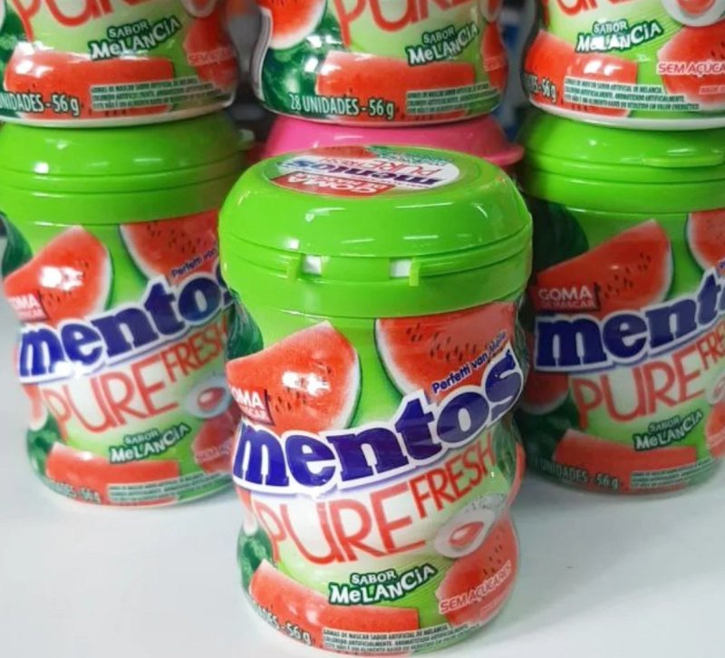 Gomas de Mascar Pure Fresh Melancia Sem Açúcar Sabor de Melancia Mentos - 336g 6 Unidades