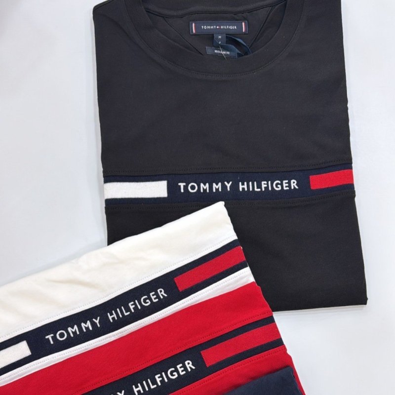 Kit Camisetas Tommy Hilfiger Chest Insert Branca/preta 2un