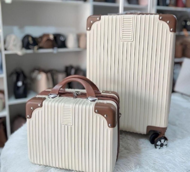 Mala De Viagem 10kg Promoção Rodas 360° Miami Com Frasqueira Bege Listras