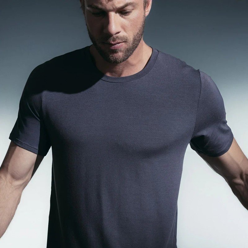 Daily T-shirt Insider