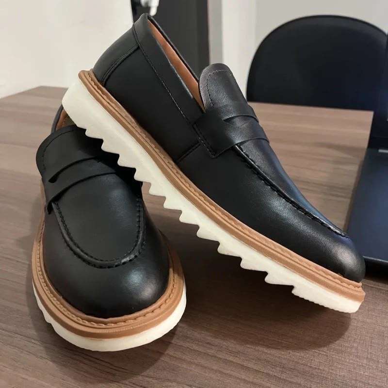 Sapato Mocassim Loafer Gugi Tratorado Conforto Premium Leve (38 a 44)