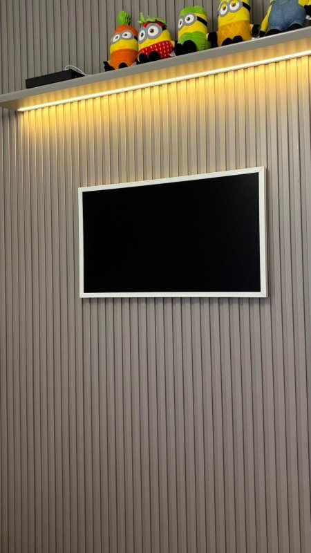 Samsung Smart TV QLED 32" Full HD QN32LS03C - Gaming Hub, Tela Matte, Modo Arte, Suporte de parede incluso