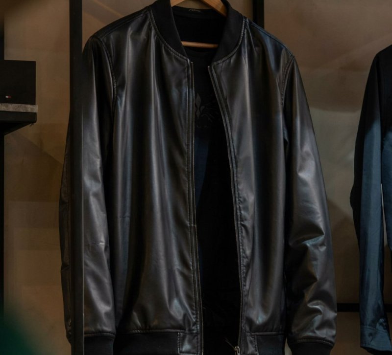 Jaqueta Bomber Courino Masculina Preta Com Zíper