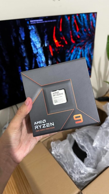 Processador AMD Ryzen 9 7900X Box (AM5/12 Cores/24 Threads/5.6GHz/76MB Cache/Radeon Graphics) Com Vídeo/Sem Cooler + Frete Grátis