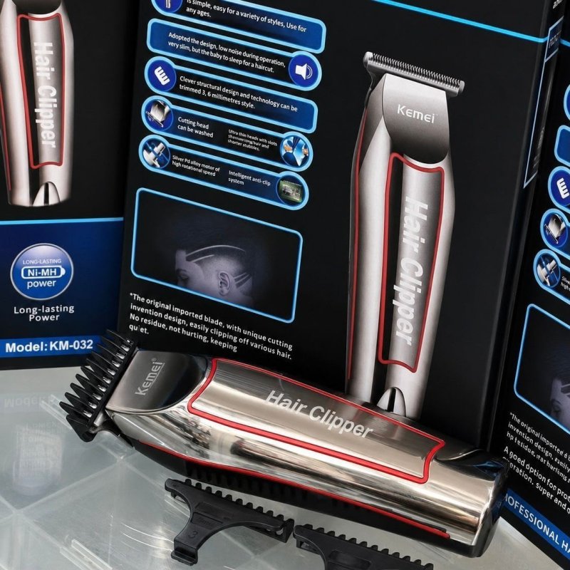 Máquina Acabamento Cortar Cabelo Barba E Pelos Kemei 032 Prateado 127/220v