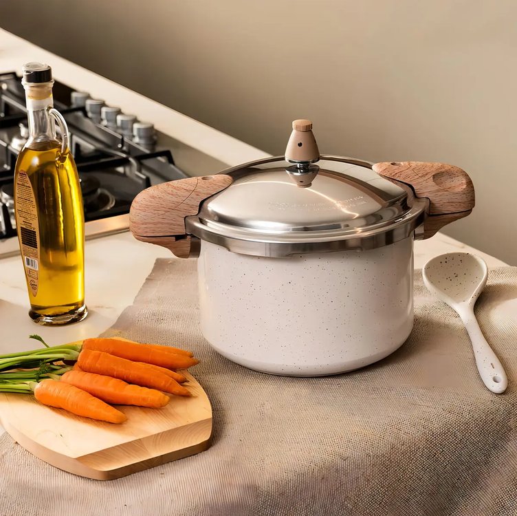 Panela De Pressão Brinox Vanilla 5,4l Indução Ceramic Life C Creme