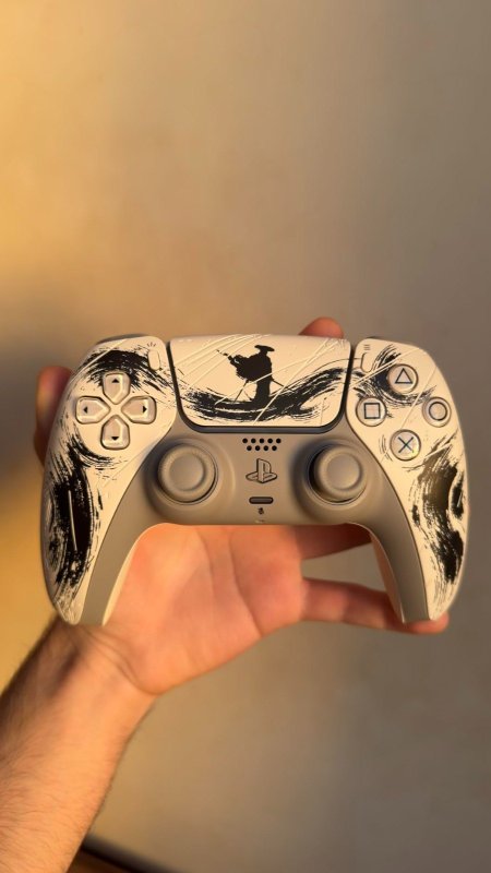 Controle sem fio DualSense Edição Limitada Black: Ghost of Yōtei PS5